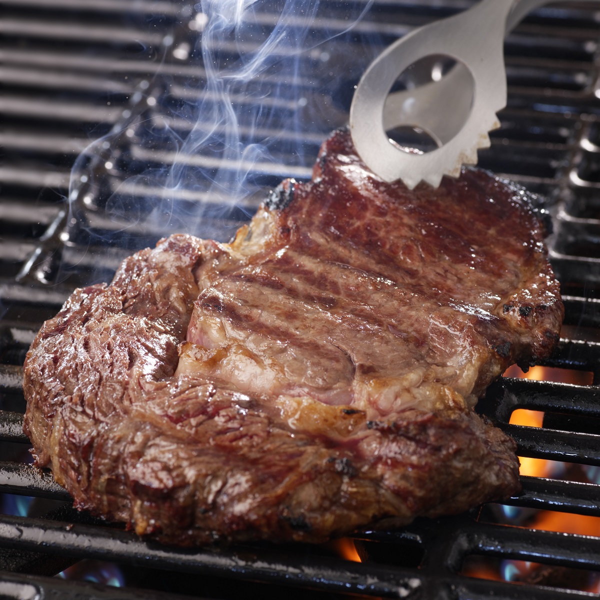 豊西牛厚切りロースステーキ用　300ｇ