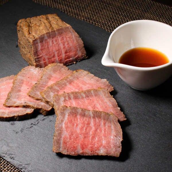 帯広牛ローストビーフ（モモ）　２００ｇ（ソース付き）
