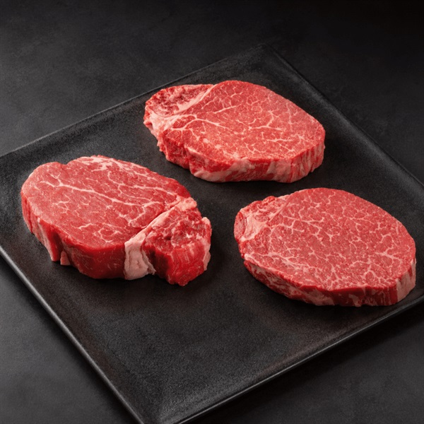 トヨニシファームのヒレステーキ３種ギフト　 赤身肉 国産牛 冷凍